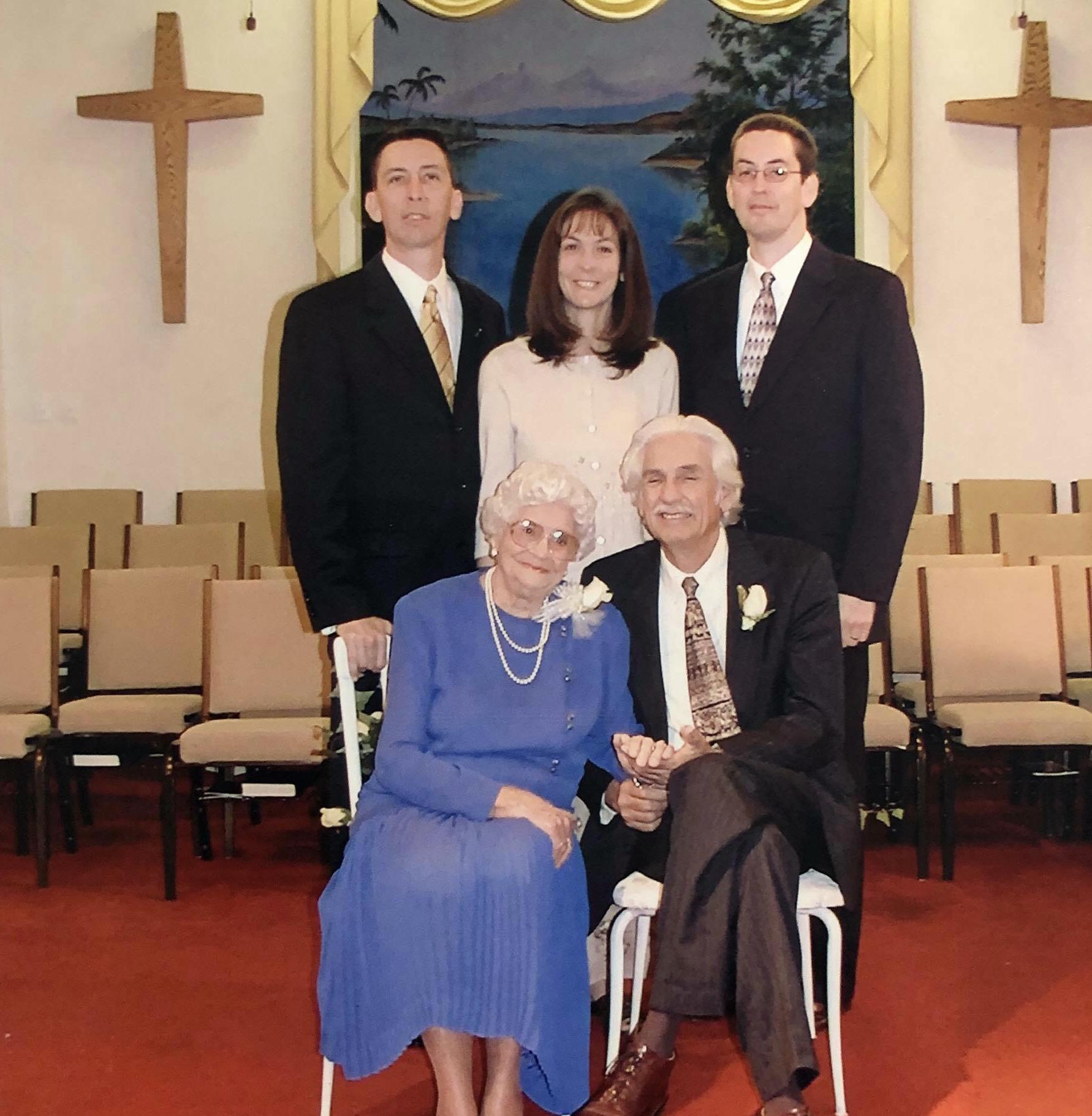 Shannon O’Conner, Sindy O’Con…