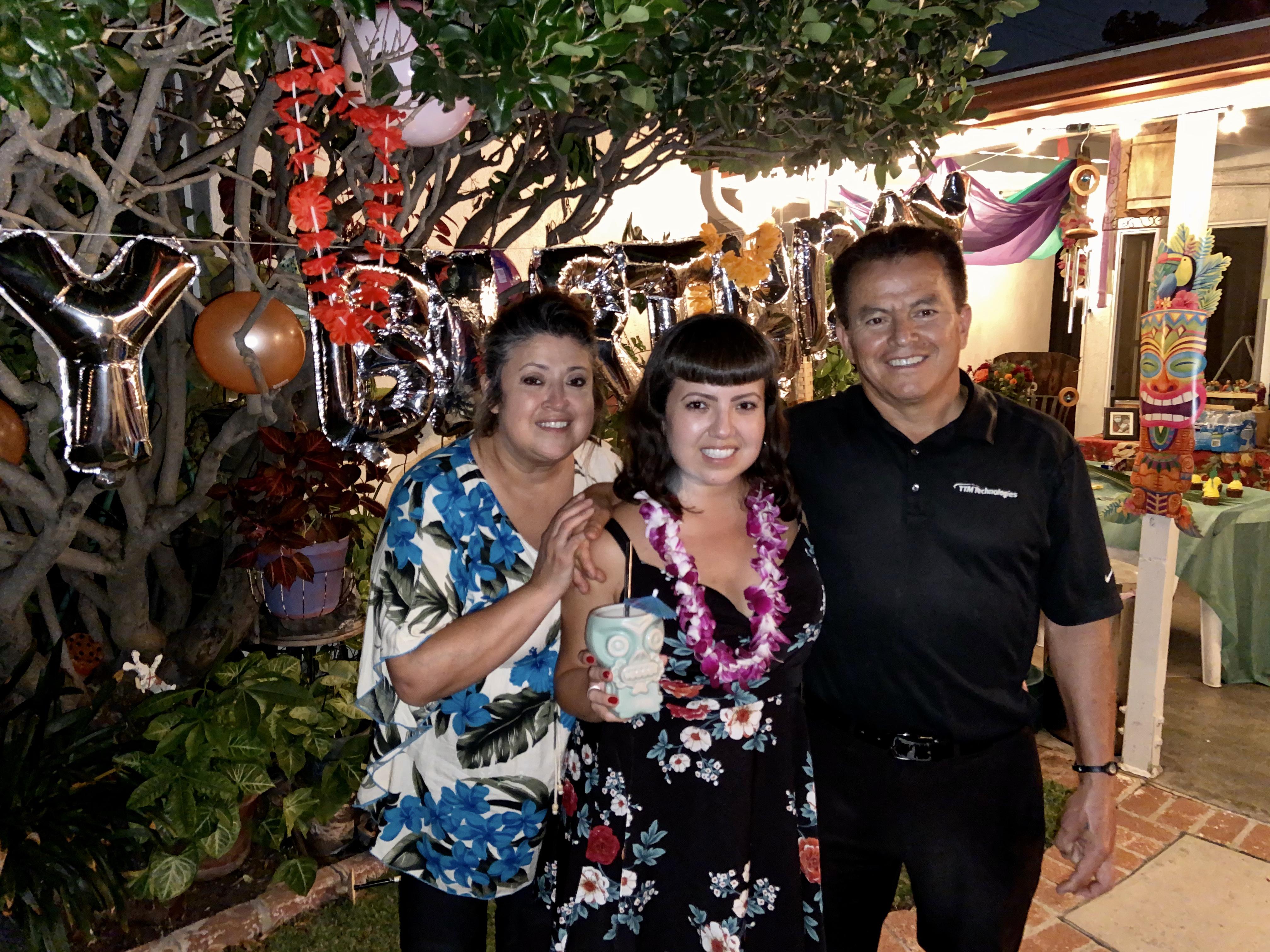 Janessa's 33rd Hawaiian Bday