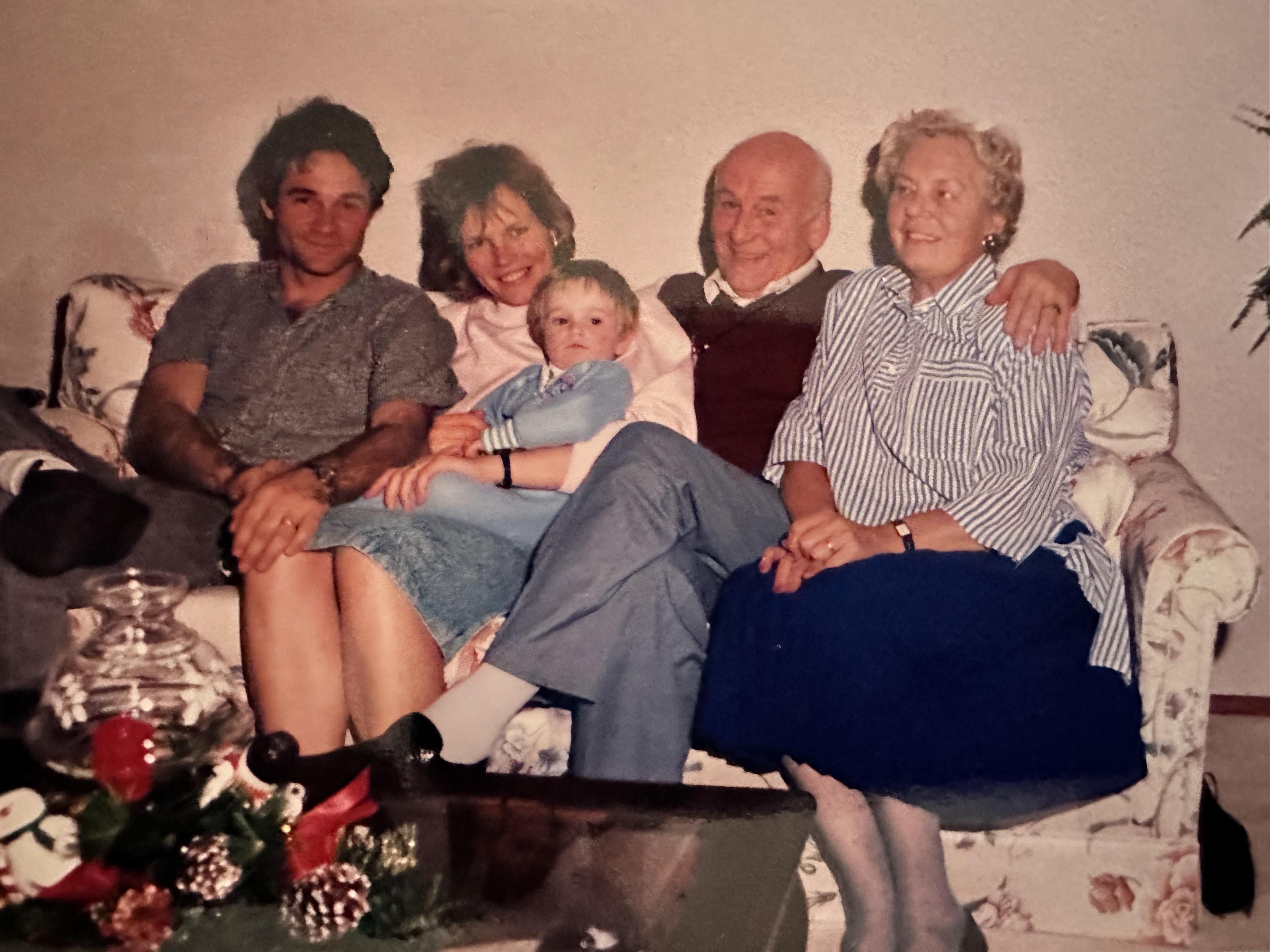 Rob’s House 1st Christmas 198…