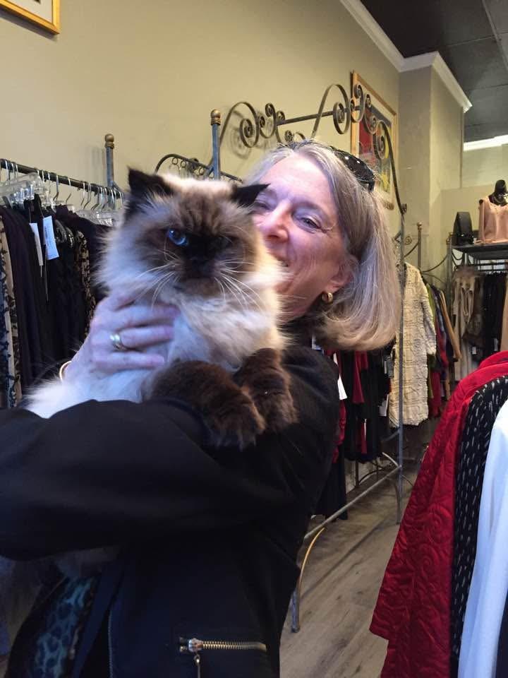 Susan met a beautiful cat nam…