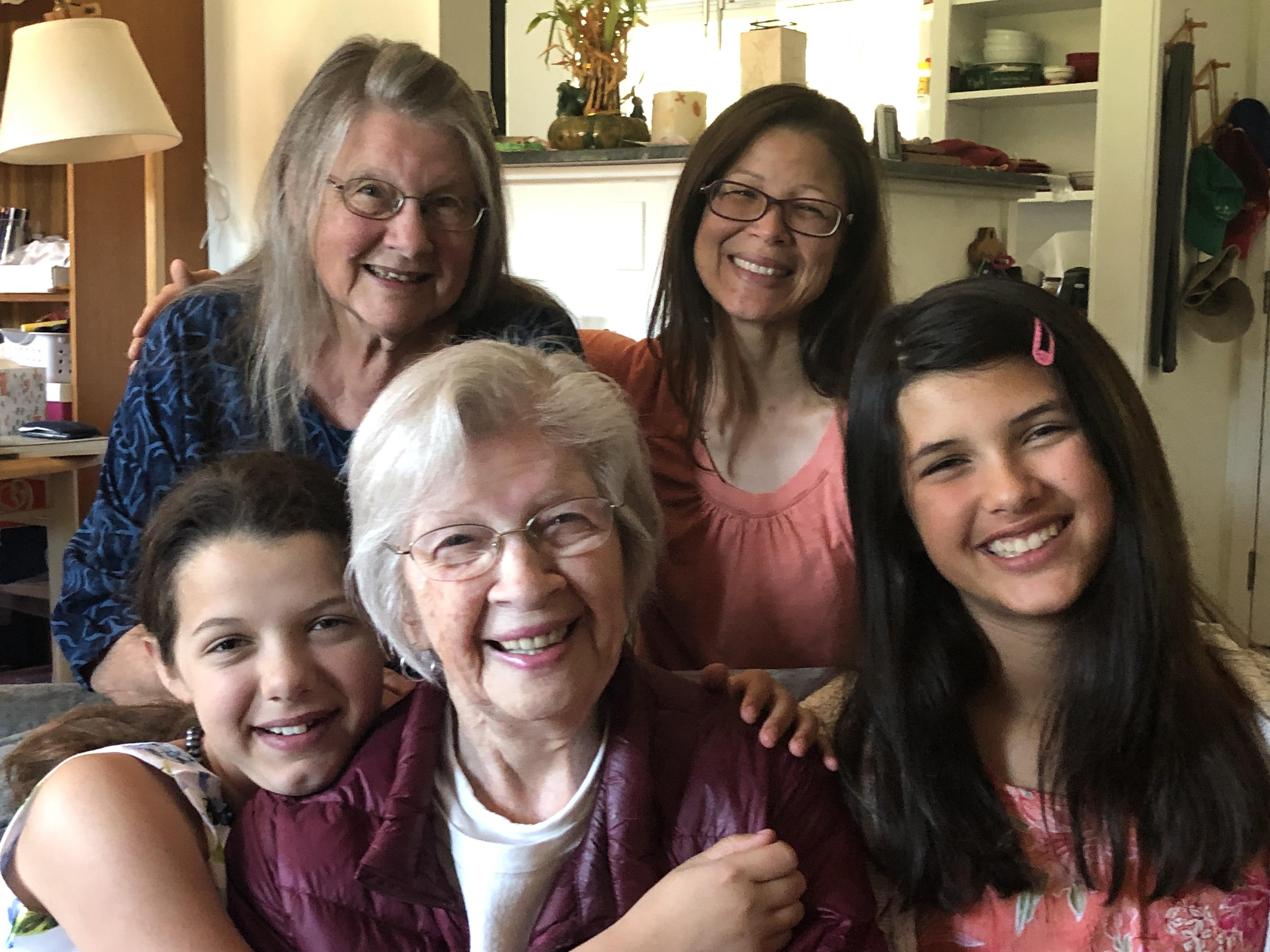 4 Generations of Beautiful Wo…