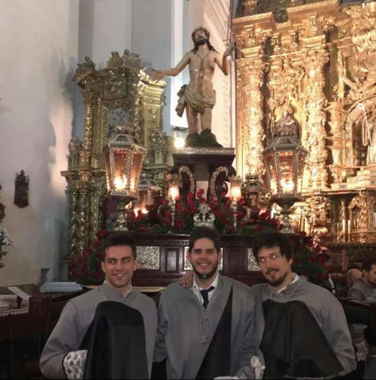 Manu con Juanjo y Cesar, sus …