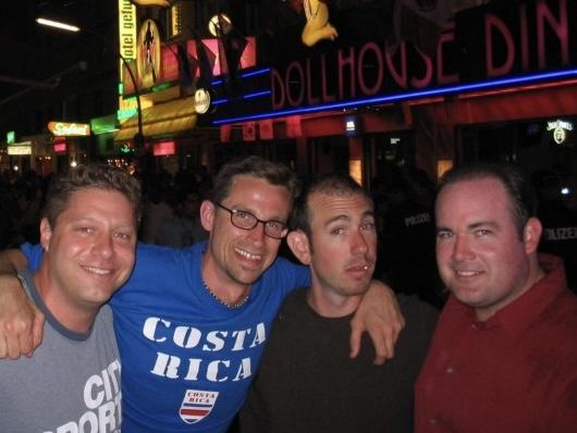 This pic was taken on the str…