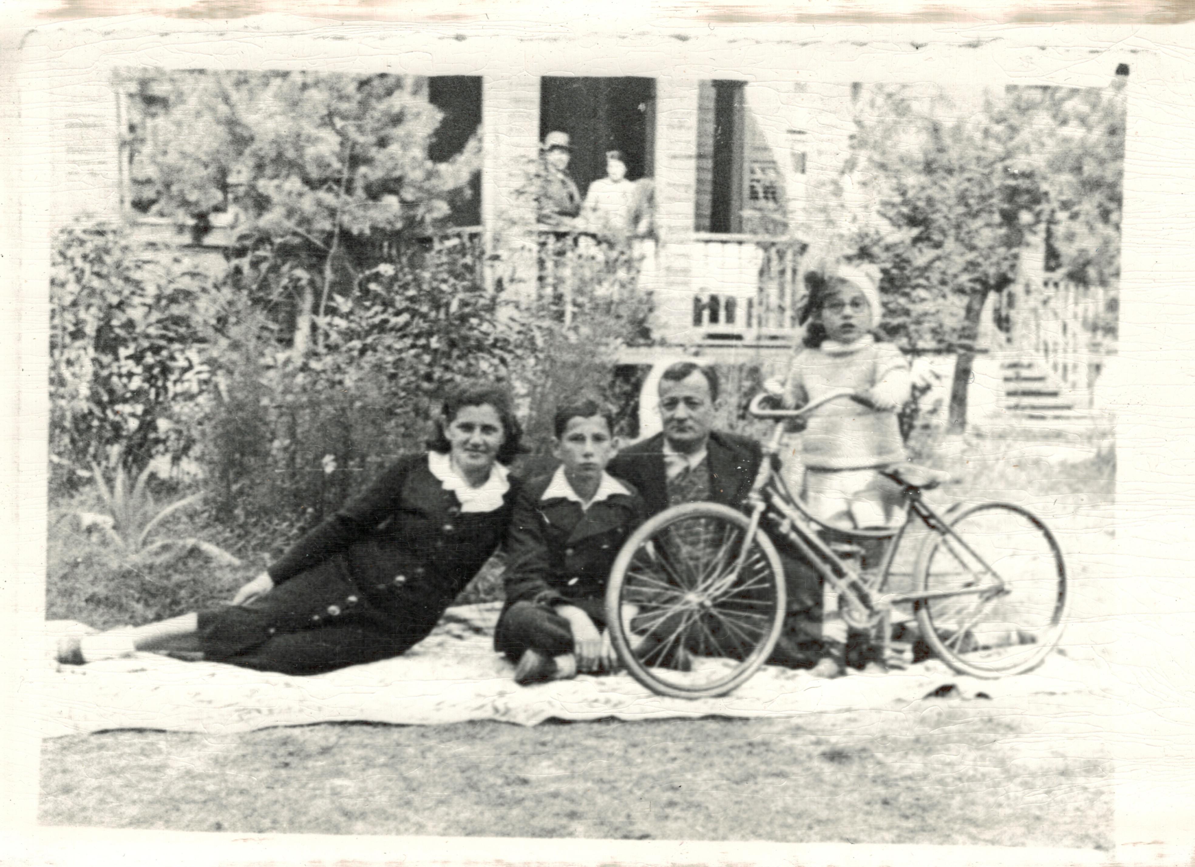 Stasia with her parents and b…