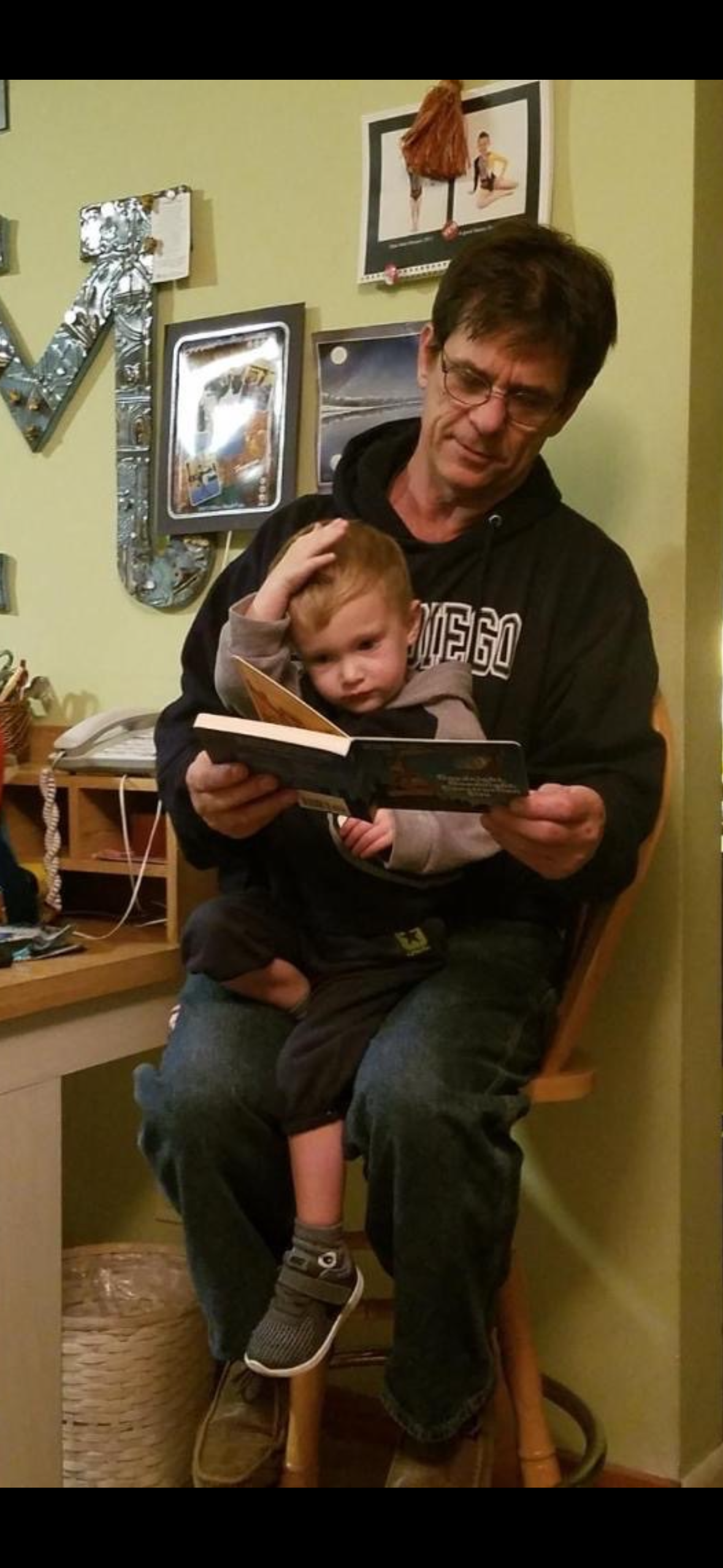 Jim read all the time. He is …