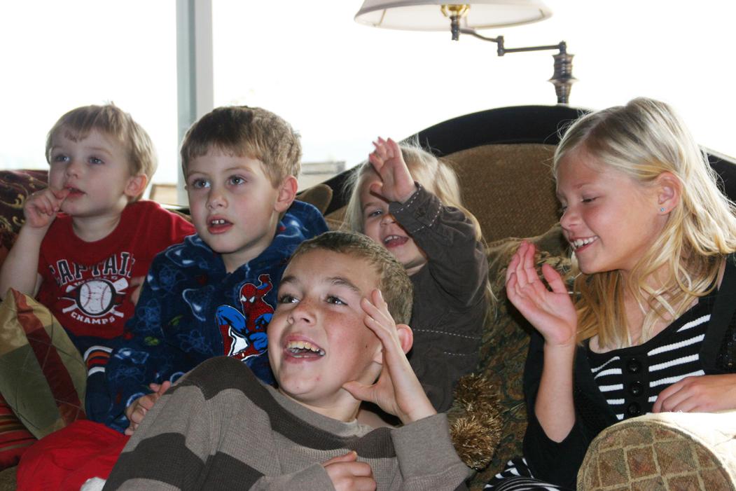 All of the cousins together ♥…