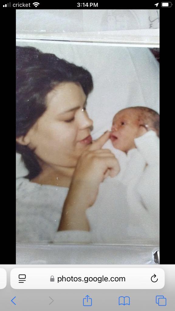 A new mom and her first baby❤️