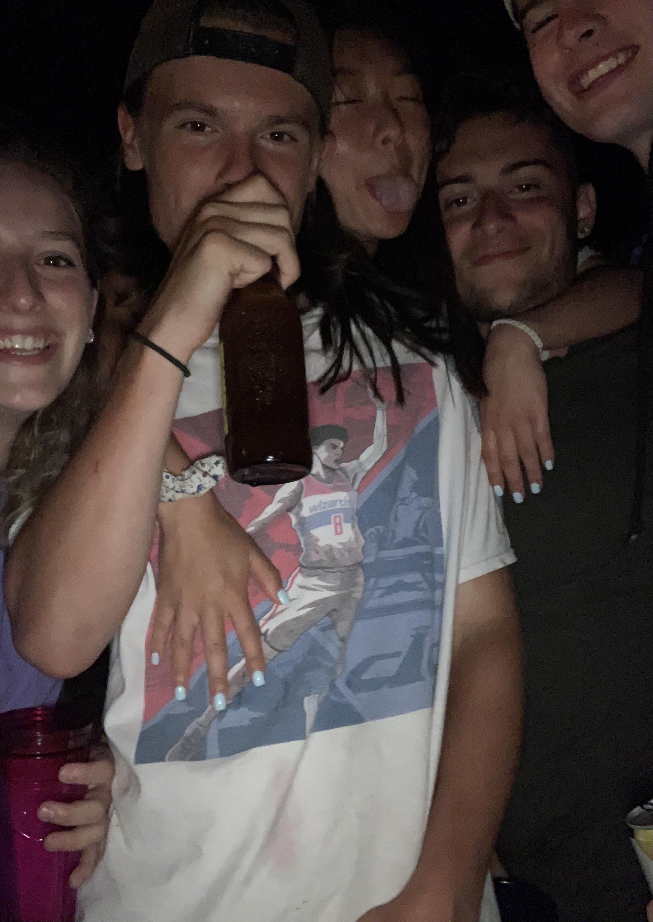 guido lost his glasses at the…