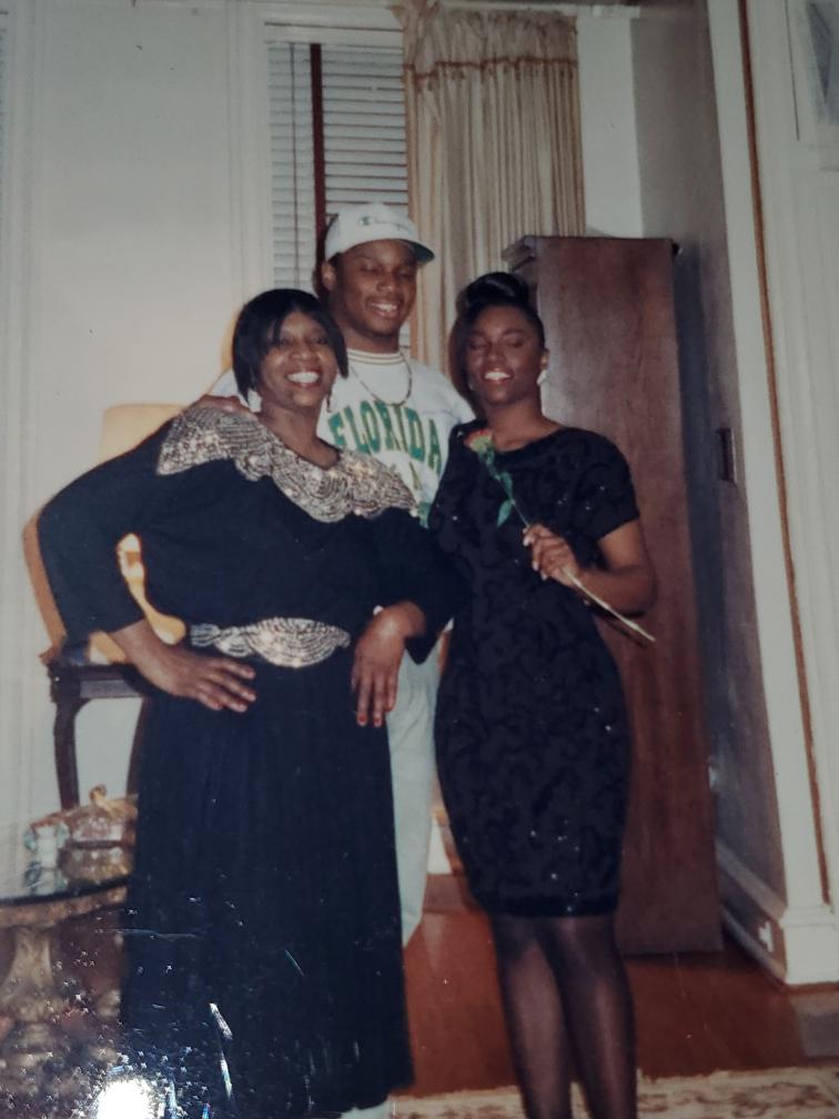 Paul, Judy-Mom, Naima's Prom