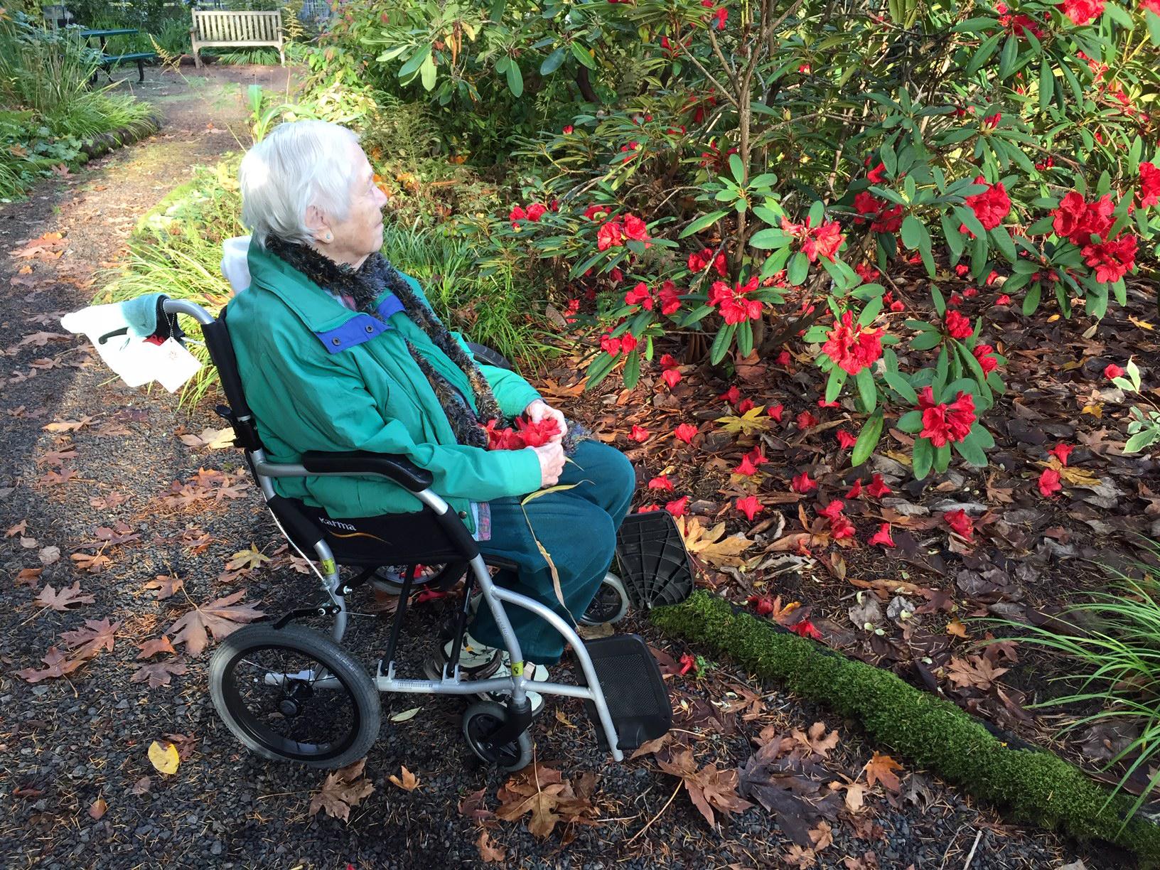 Enjoying Sister Carolyn's Gar…