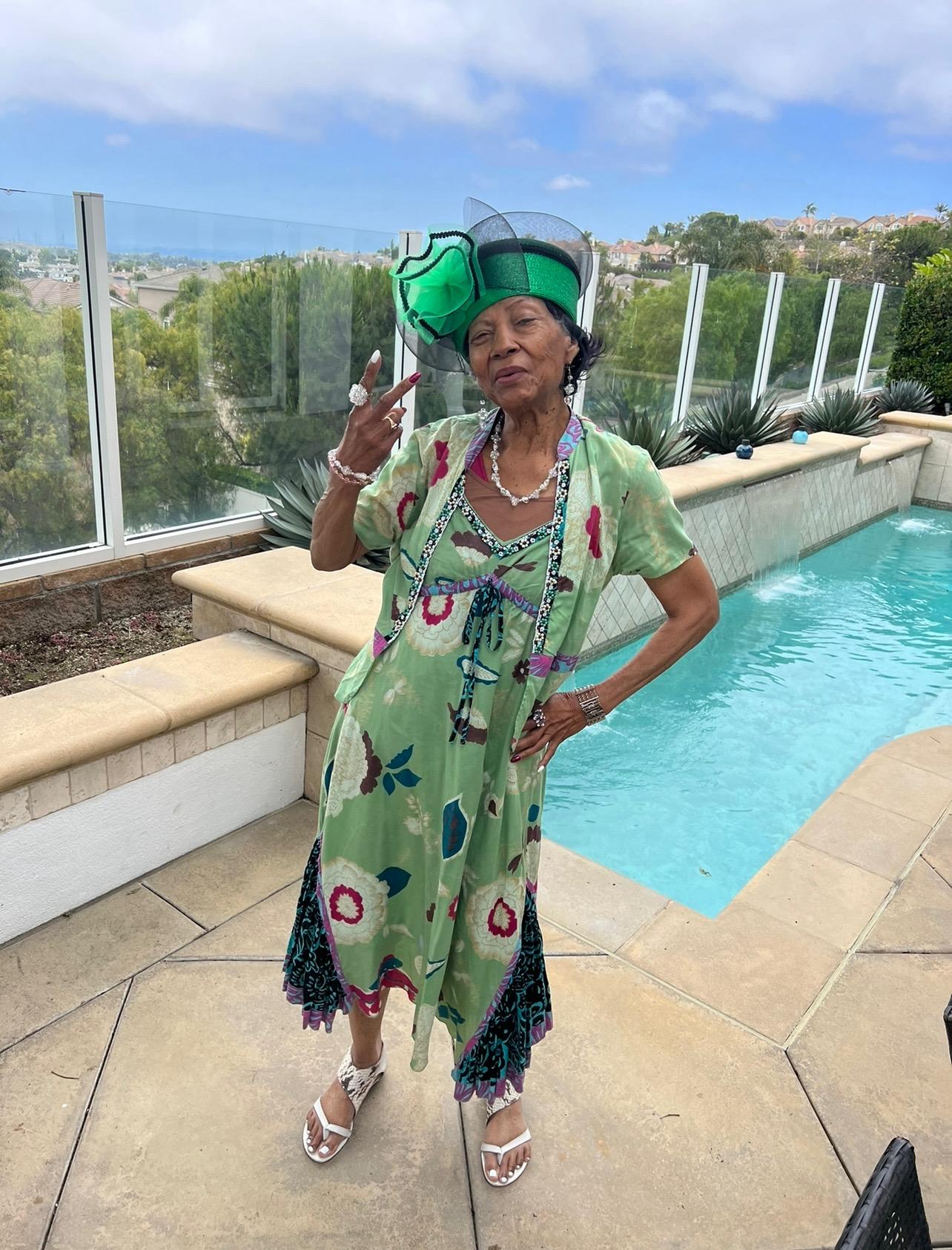 Evelyn’s famous pose; enjoyin…