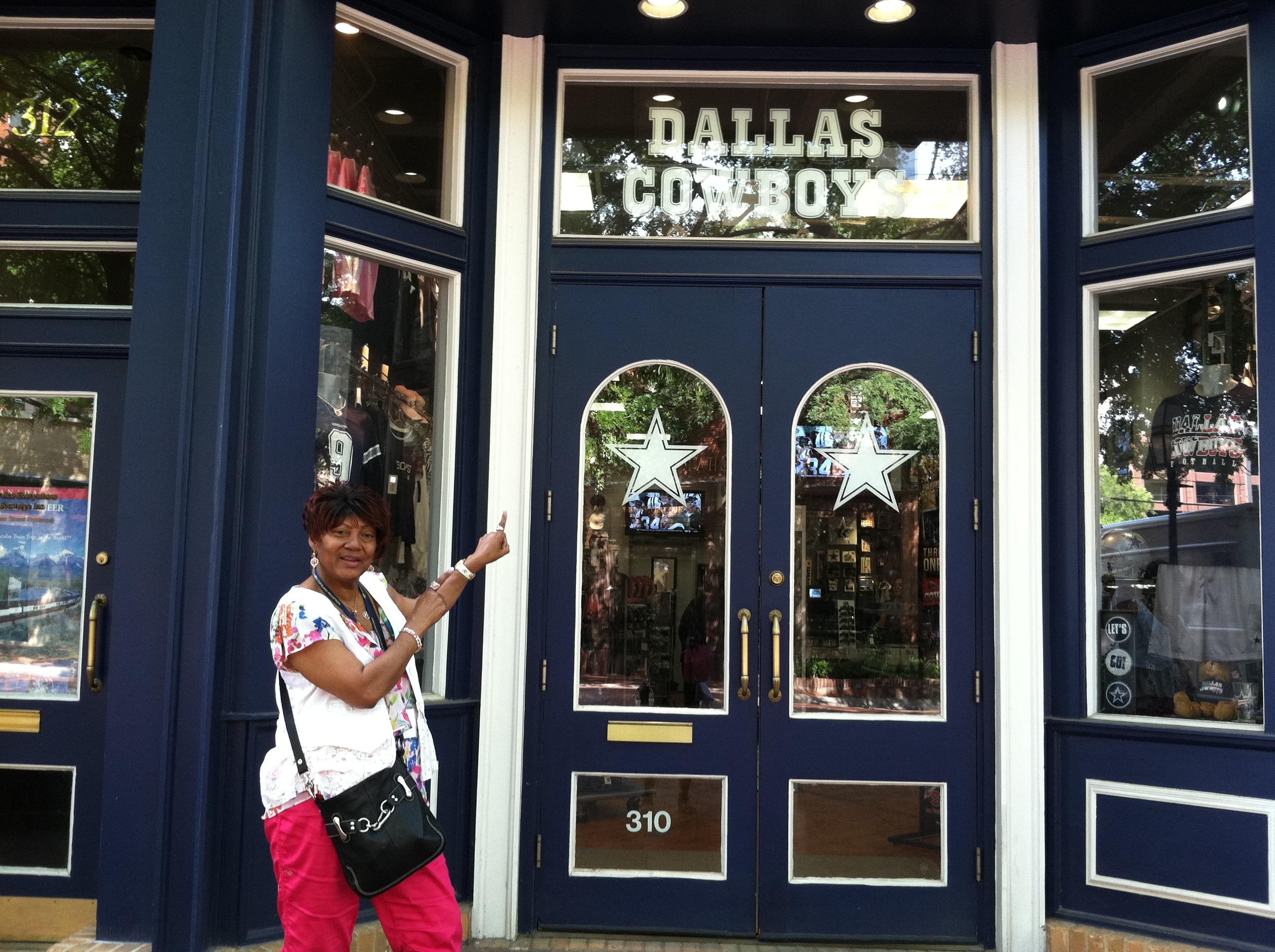 Hard Core Dallas Fan; shoppin…
