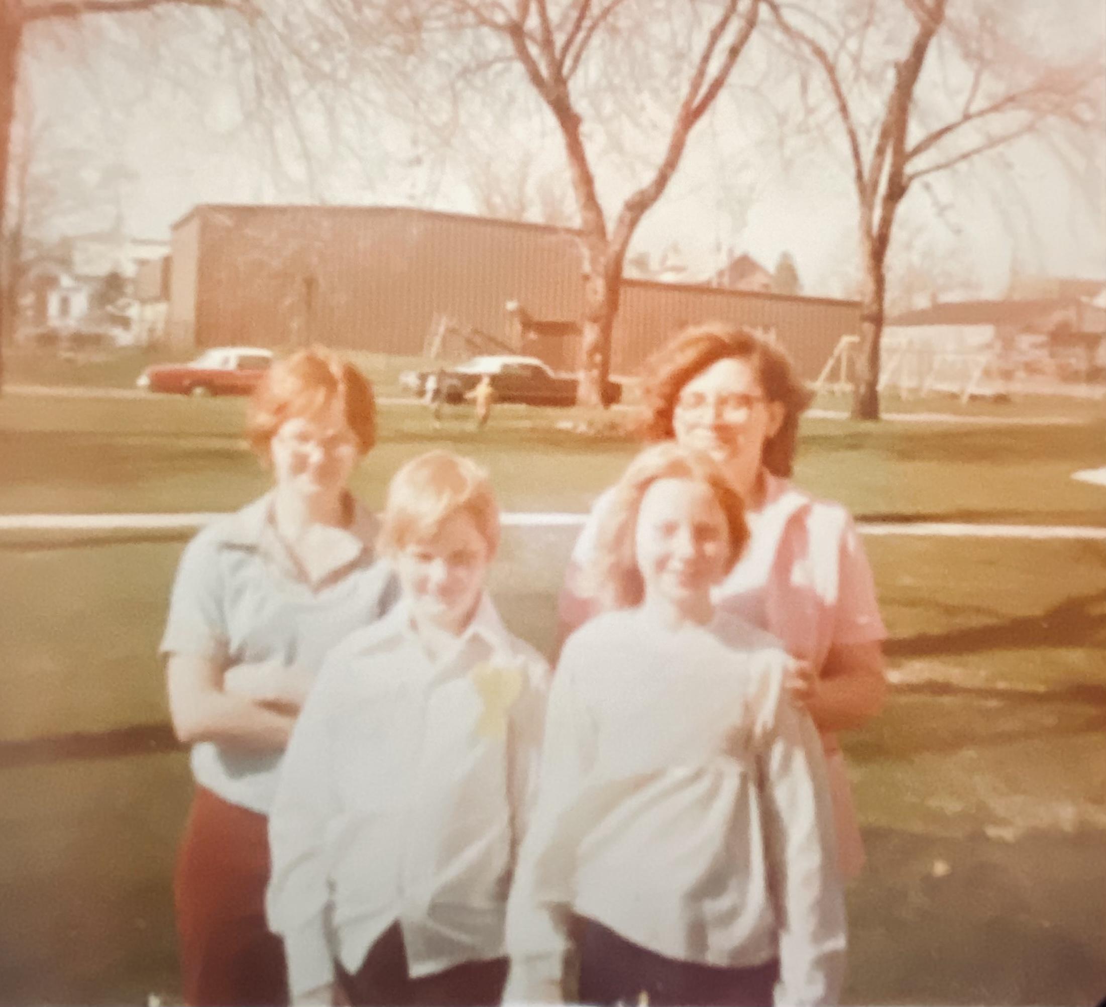 Linda and her 3 children