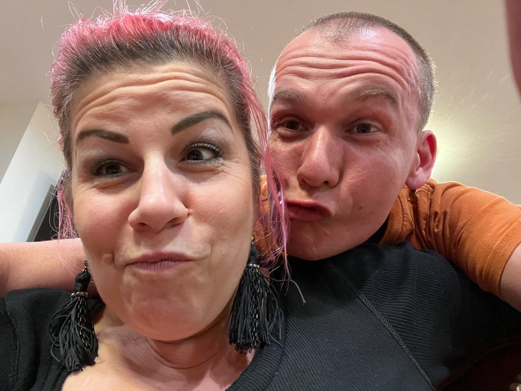 Chybi nam ty tvoje srandicky …
