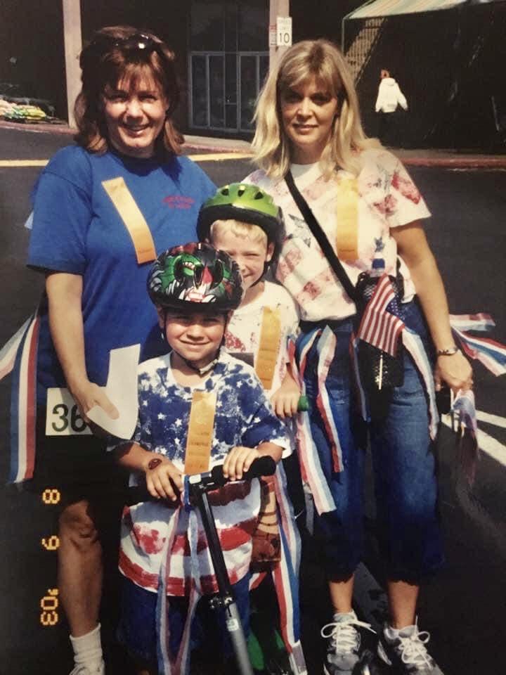 Tualatin Crawfish Parade