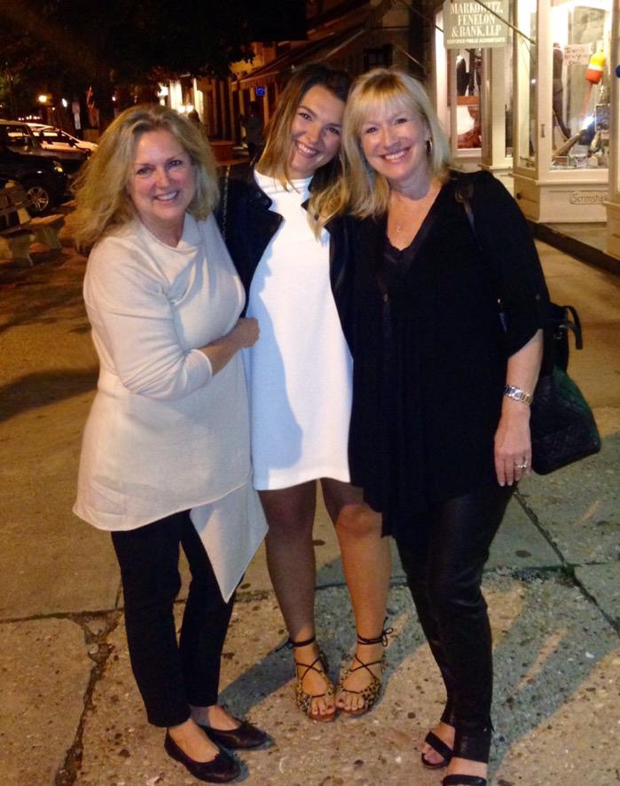 Celebrating mom & Lindas …