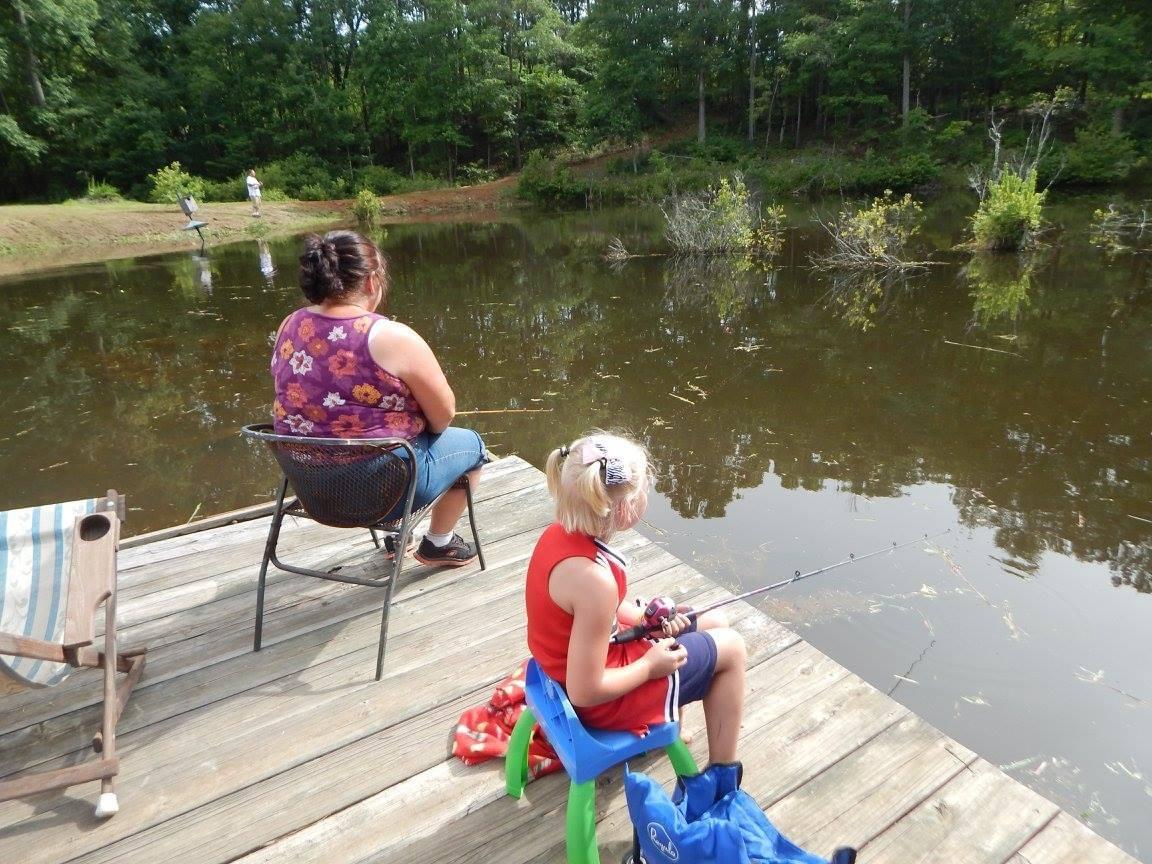 Nezlee and Grace fishing