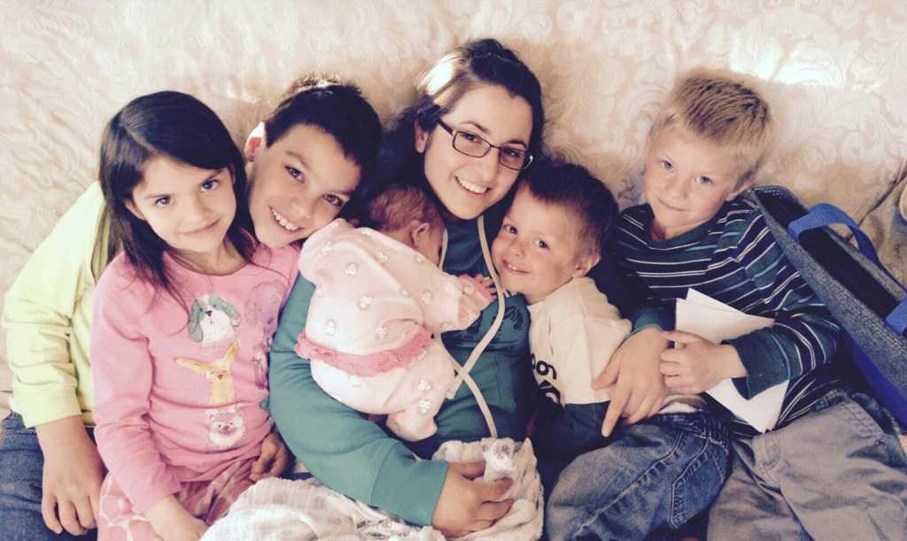 Auntie Ali, Everett, and sibl…