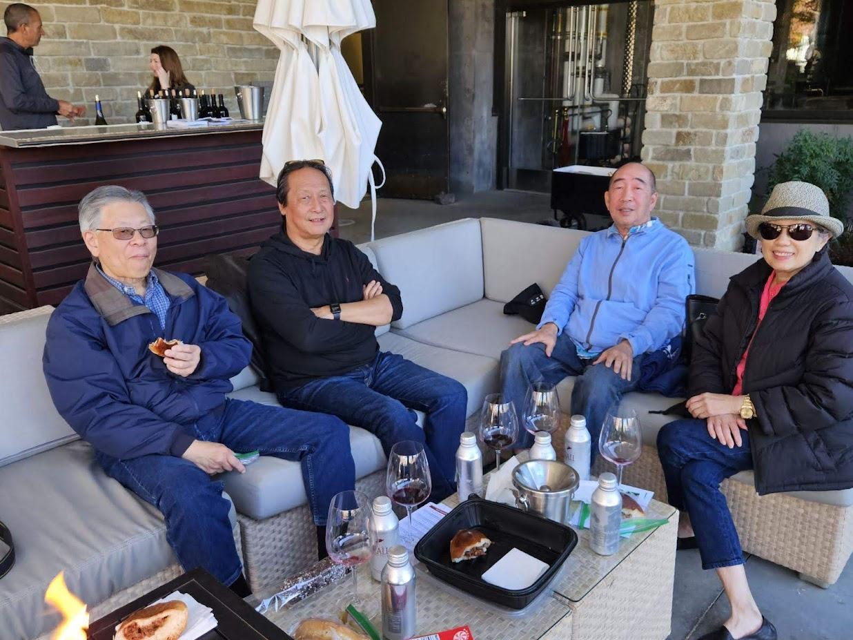 Wine tasting like only Chines…