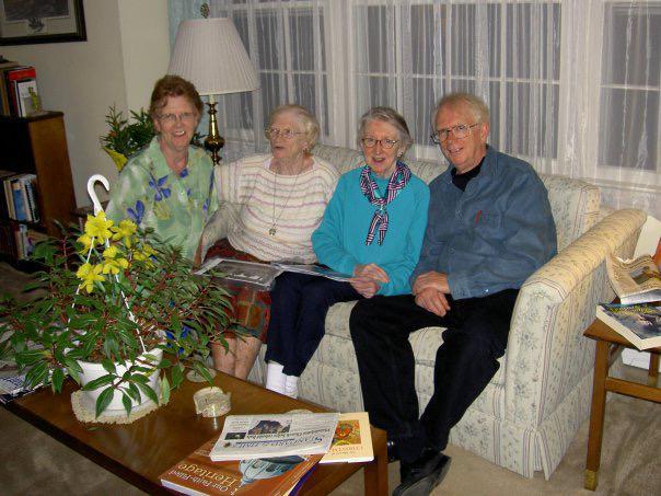 Len with sisters Connie, Cele…