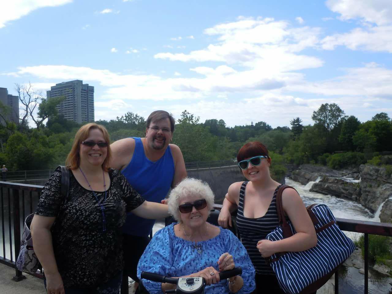 Dana and family visiting Otta…