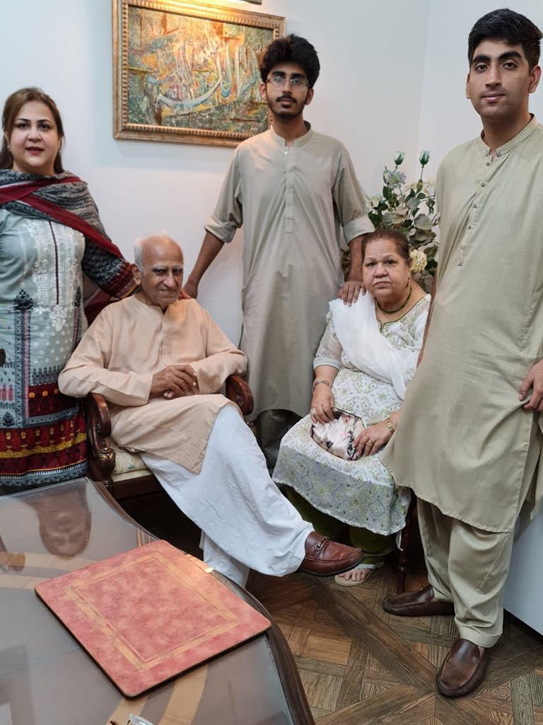 On Eid day with mummy, Attiya…