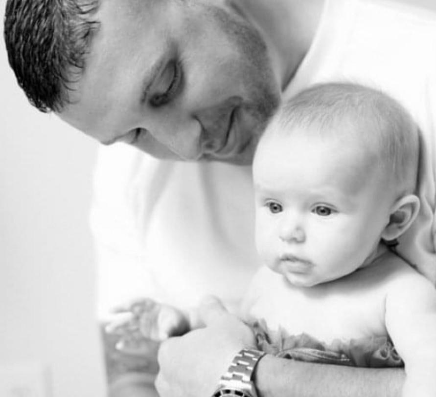 Amazing daddy Cush with his t…