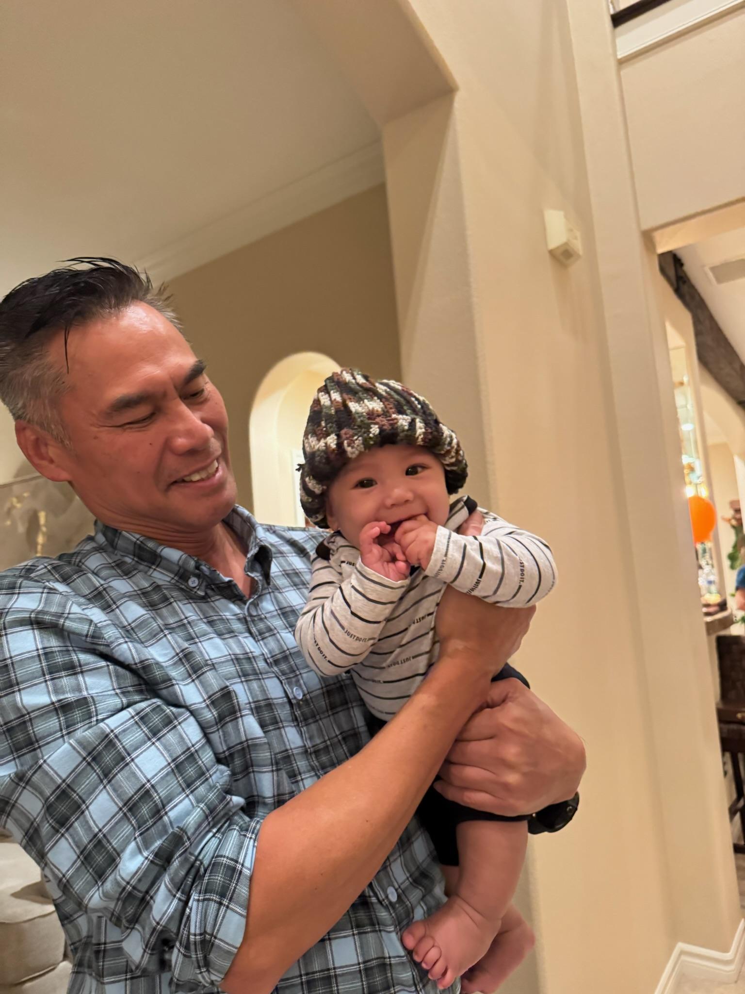 Playing with Cassian at Mama …