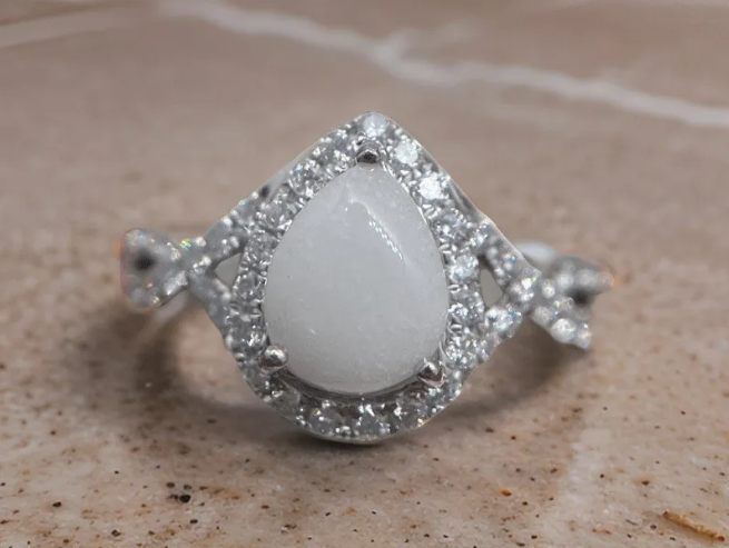 Photo of cremation jewelry